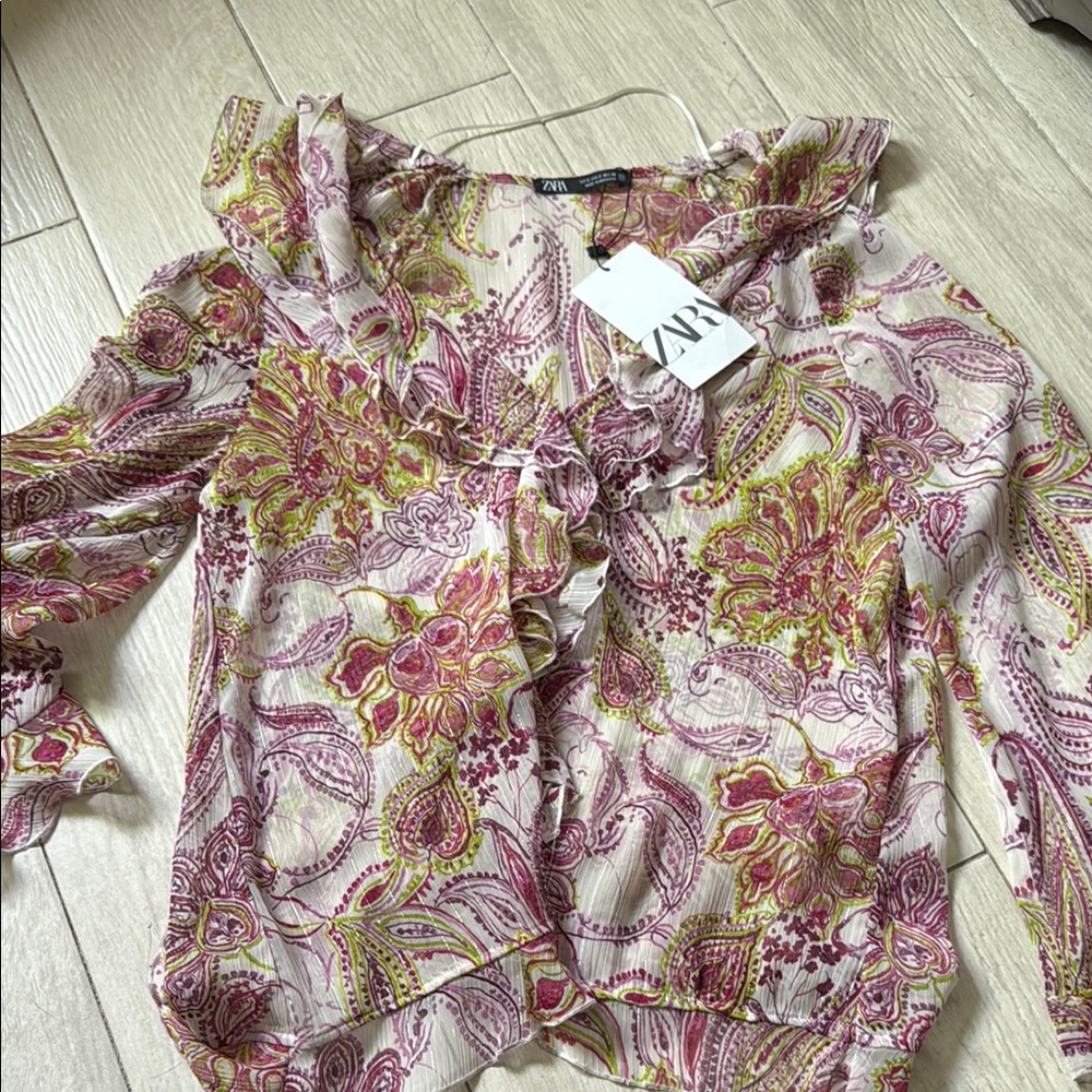 Zara Pink and Purple Ruffled Blouse